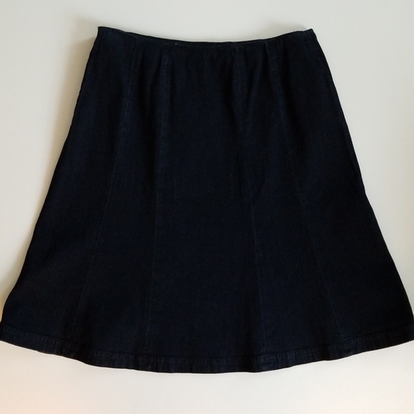 Calvin Klein Tiere Denim Skirt, Size 8? - Picture 2 of 5